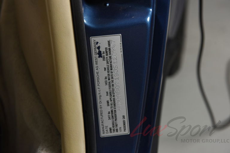 Porsche 911 Carrera 3.2