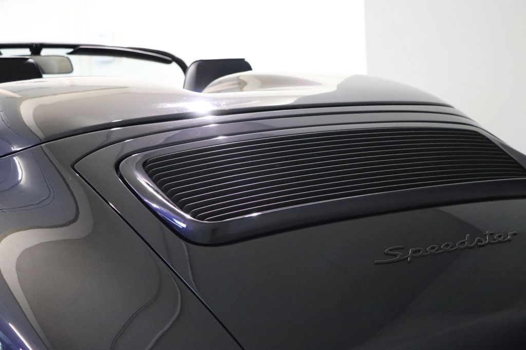 Porsche 911 Carrera 2 Speedster