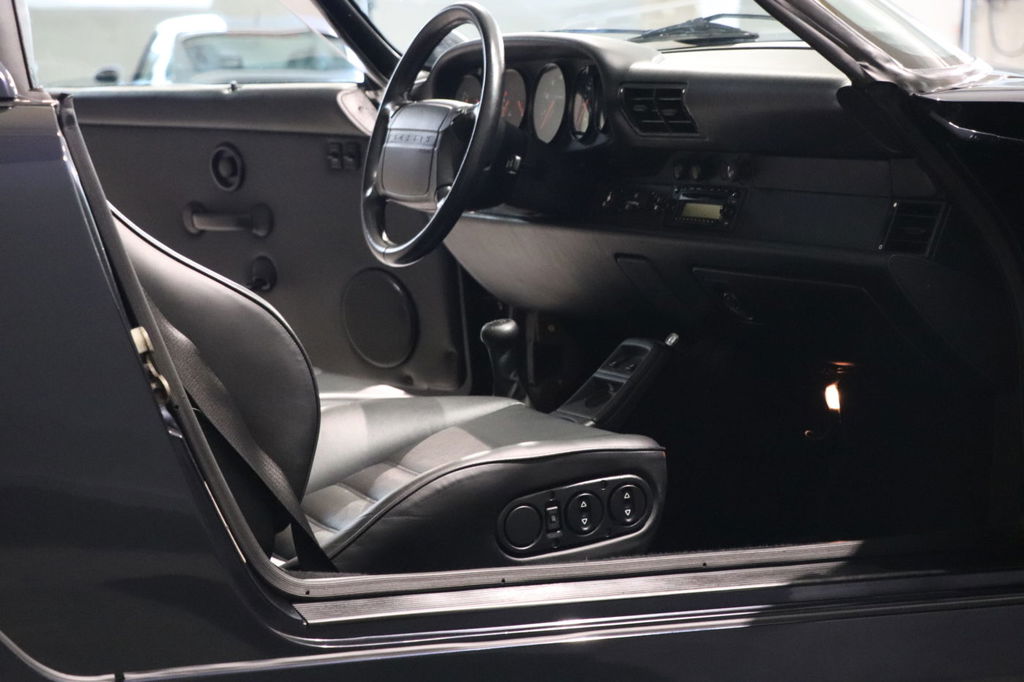 Porsche 911 Carrera 2 Speedster