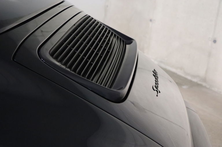 Porsche 911 Carrera 2 Speedster