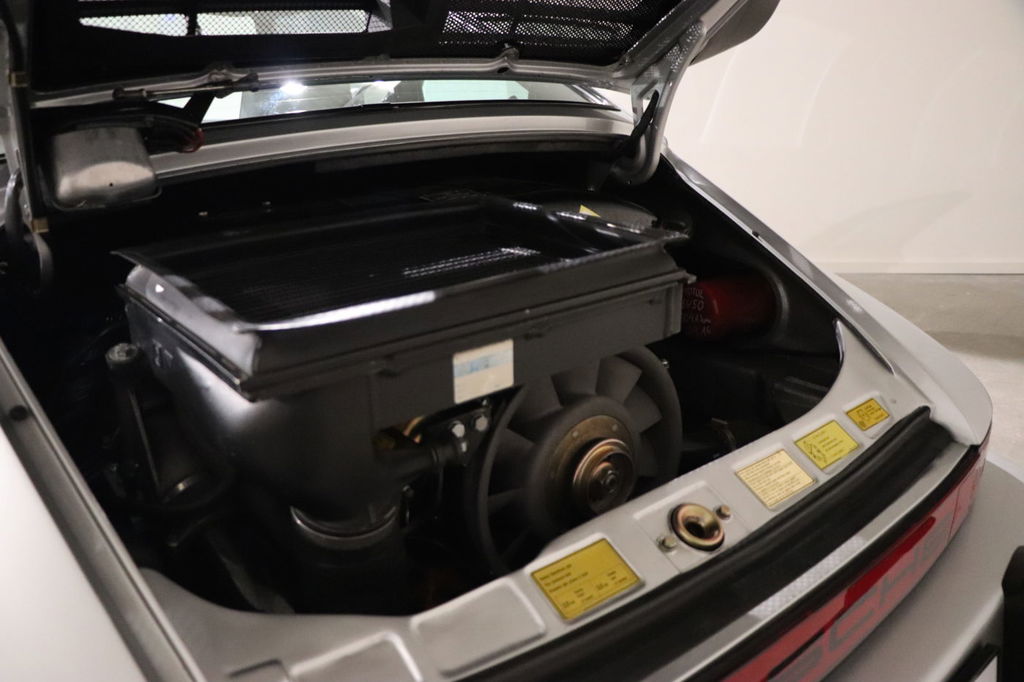 Porsche 911 Turbo 3.3