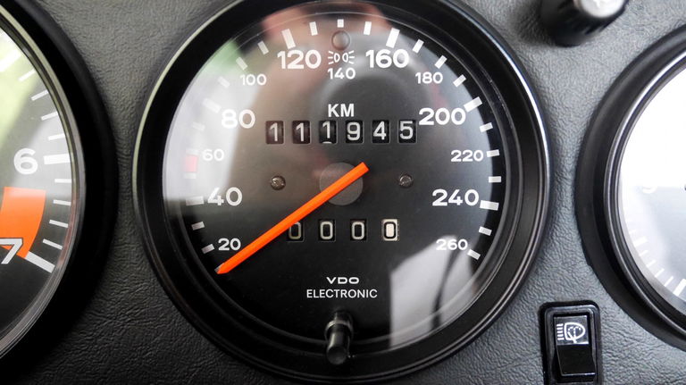 Porsche 911 Carrera 3.2