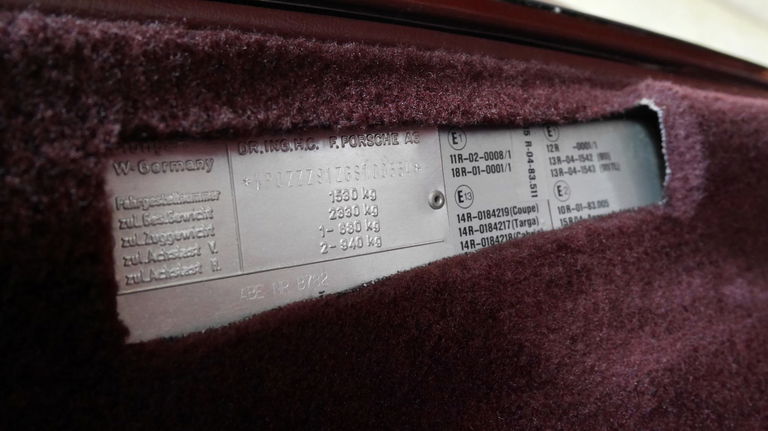 Porsche 911 Carrera 3.2