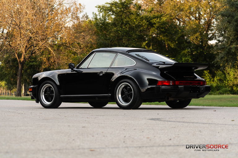 Porsche 911 Turbo 3.0 (US)