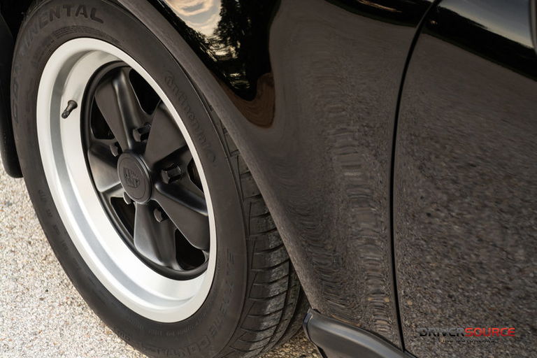 Porsche 911 Turbo 3.0 (US)