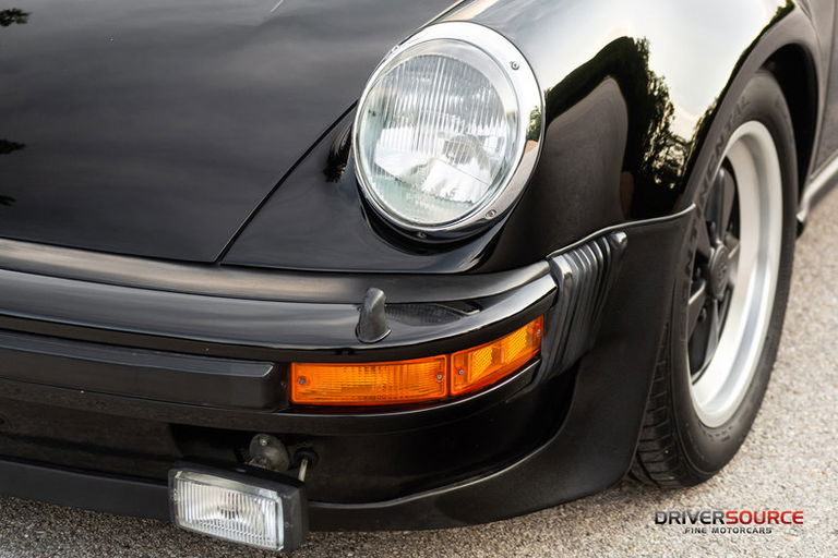 Porsche 911 Turbo 3.0 (US)