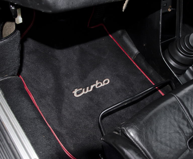 Porsche 911 Turbo 3.3