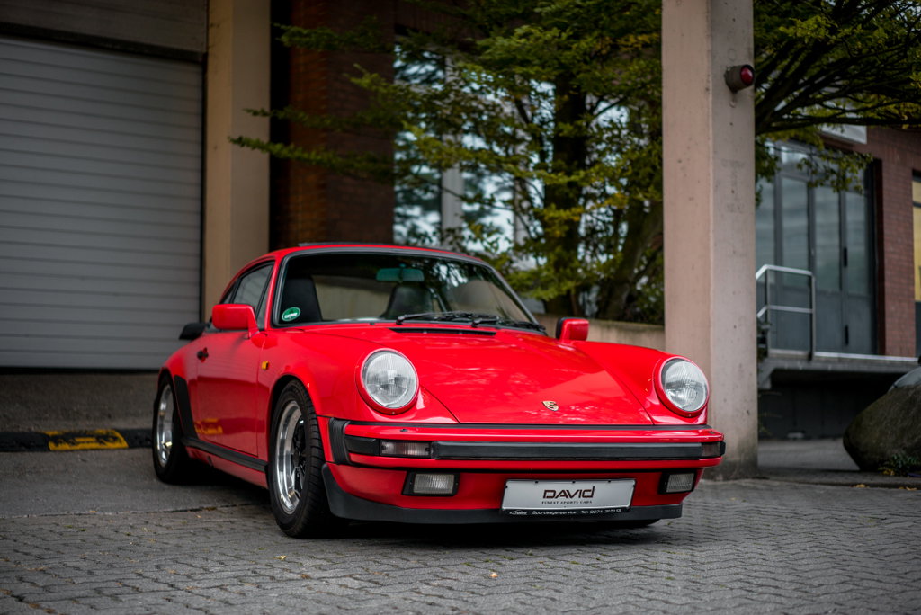Porsche 911 Carrera