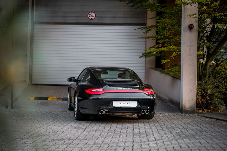 Porsche 911 Carrera 4S