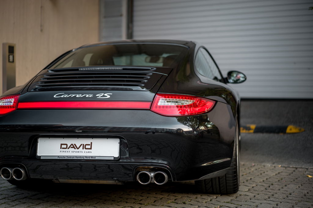 Porsche 911 Carrera 4S