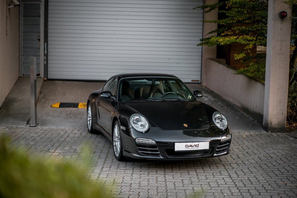 Porsche 911 Carrera 4S