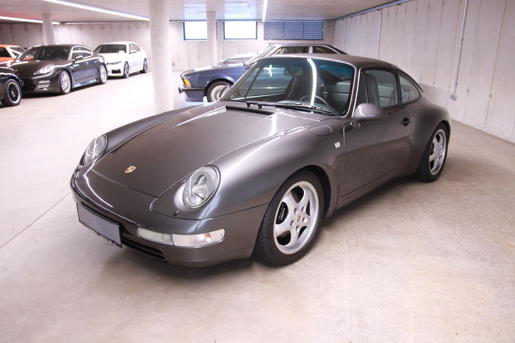 Porsche 911 Carrera