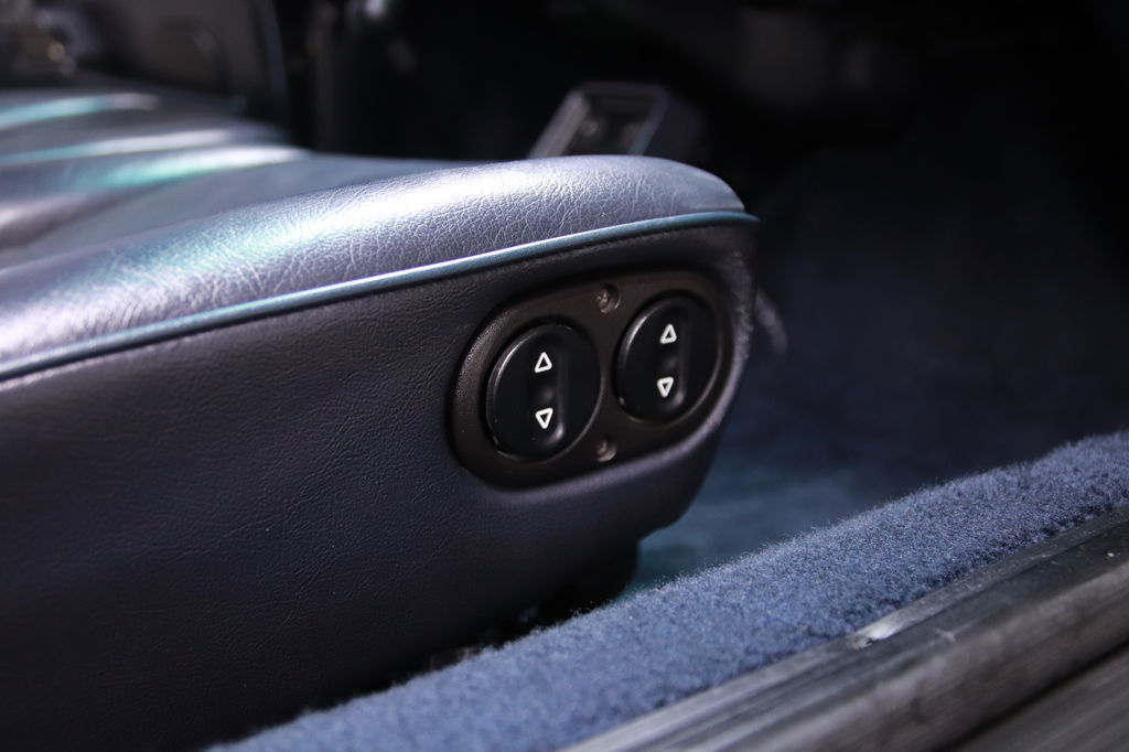 Porsche 911 Carrera 3.2 (KAT)