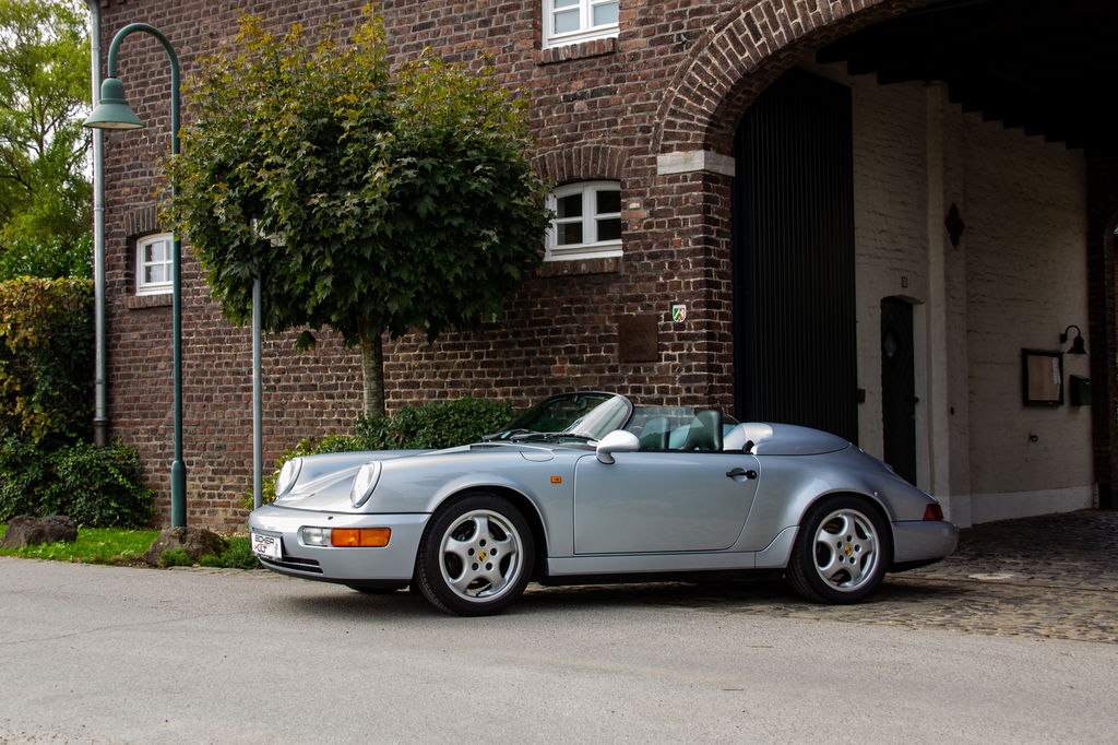 Porsche 911 Carrera 2 Speedster