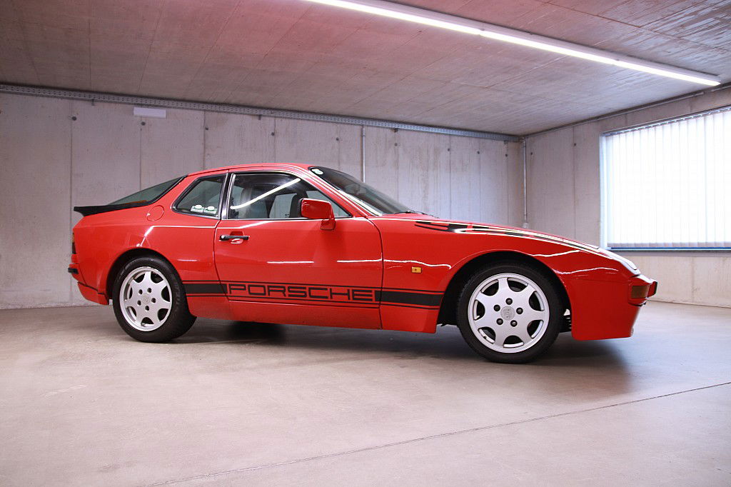 Porsche 944 Coupé