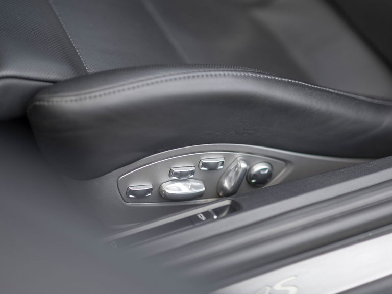 Porsche 911 Carrera 4S