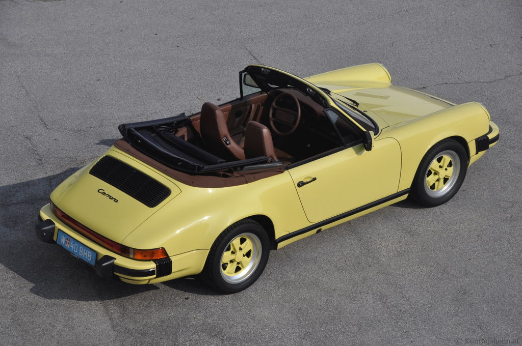 Porsche 911 Carrera 3.2