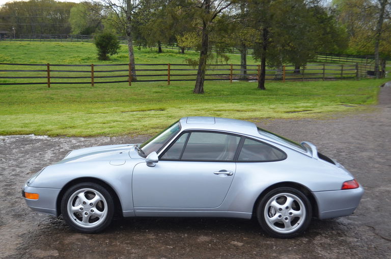 Porsche 911 Carrera 4