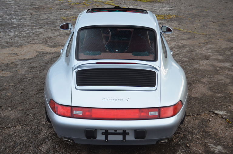 Porsche 911 Carrera 4