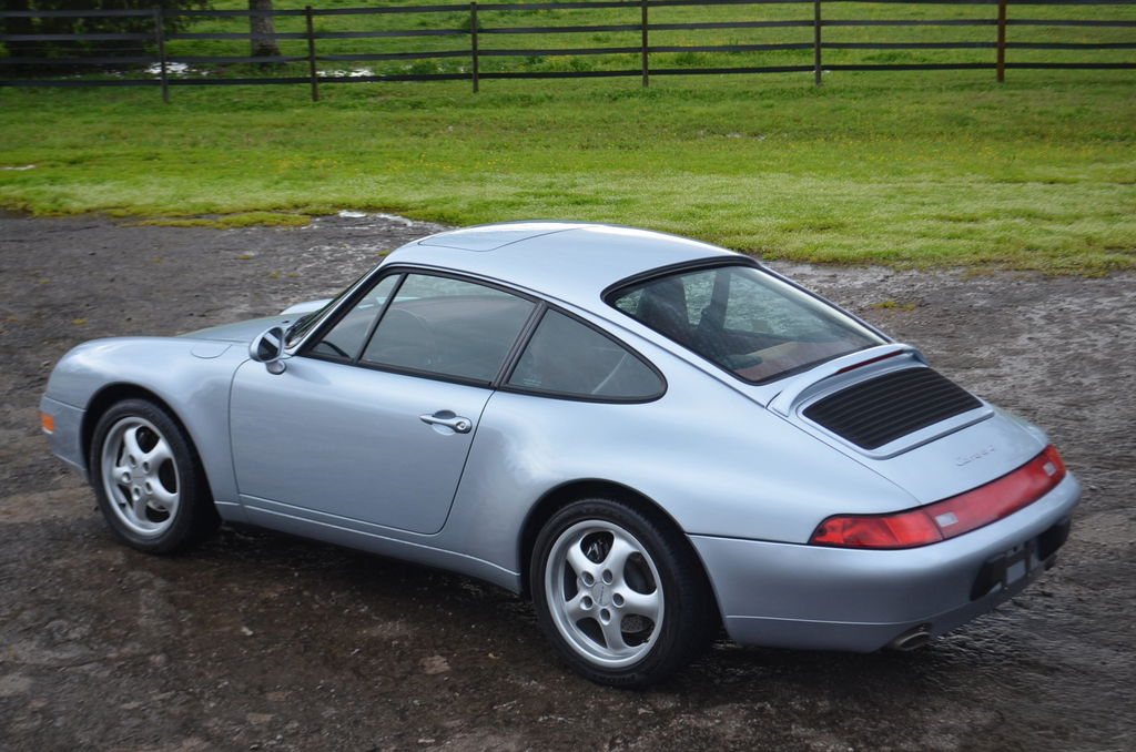 Porsche 911 Carrera 4