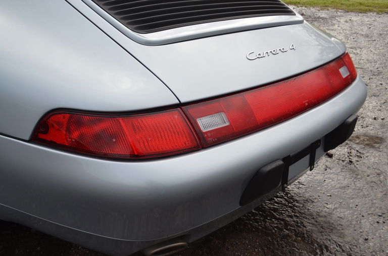 Porsche 911 Carrera 4