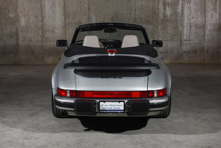 Porsche 911 Carrera