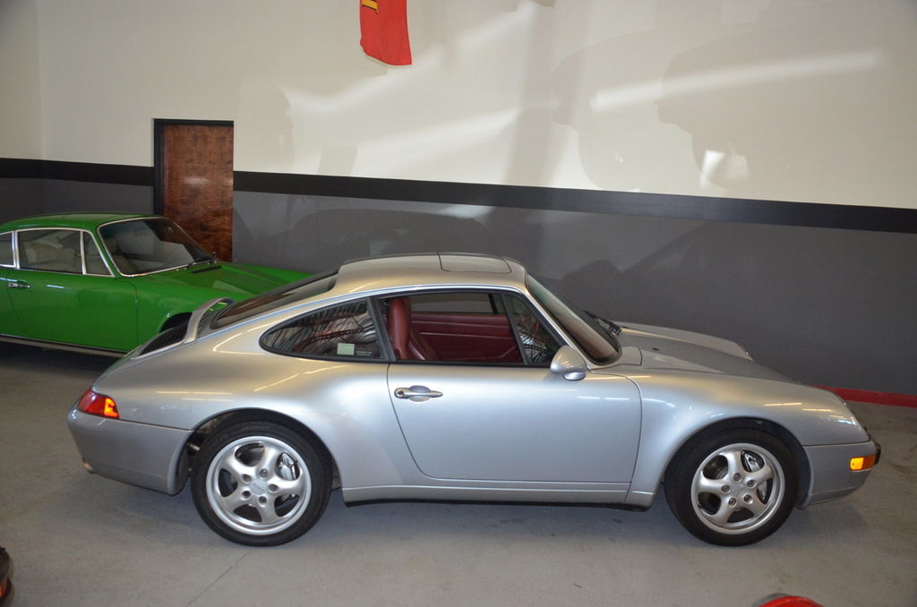 Porsche 911 Carrera 4