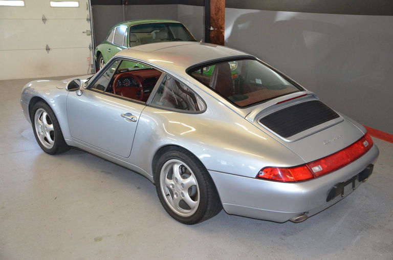 Porsche 911 Carrera 4