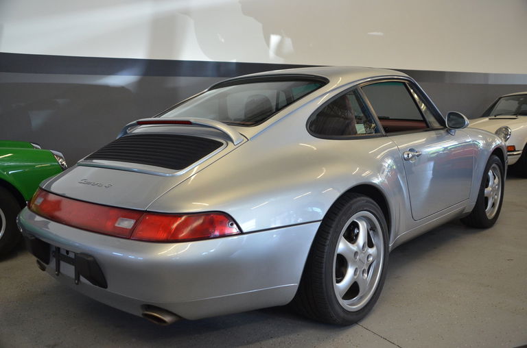 Porsche 911 Carrera 4