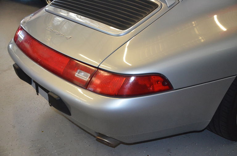 Porsche 911 Carrera 4