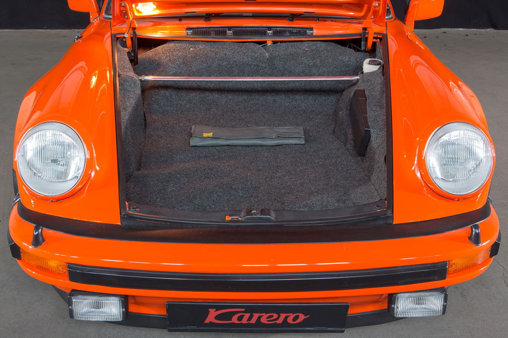 Porsche 911 Turbo 3.0 (US)