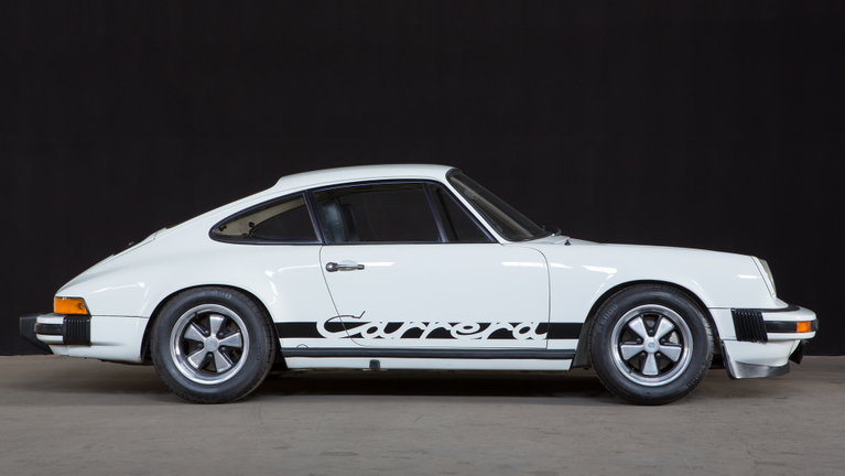 Porsche 911 Carrera 2.7