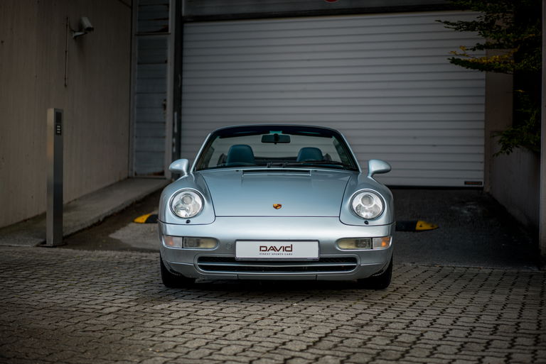 Porsche 911 Carrera