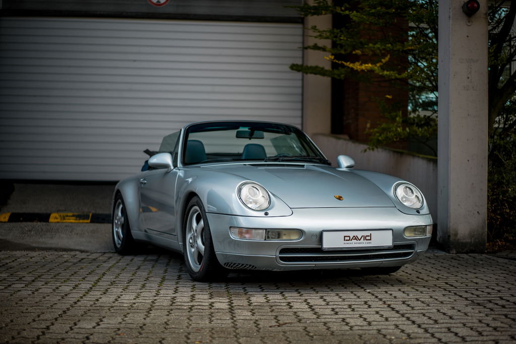 Porsche 911 Carrera