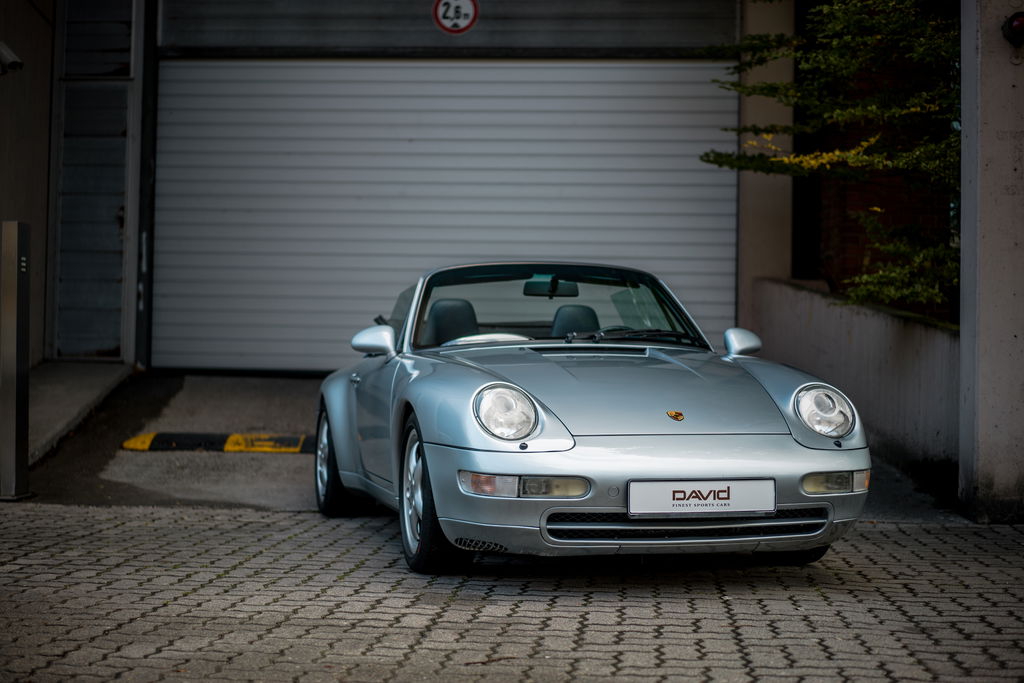 Porsche 911 Carrera