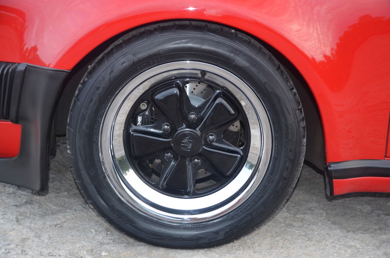 Porsche 911 Modified