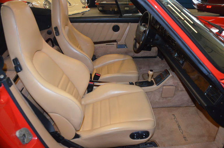 Porsche 911 Carrera 2