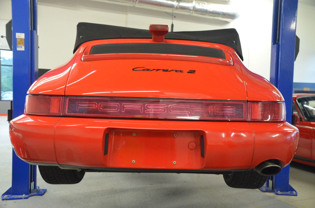 Porsche 911 Carrera 2