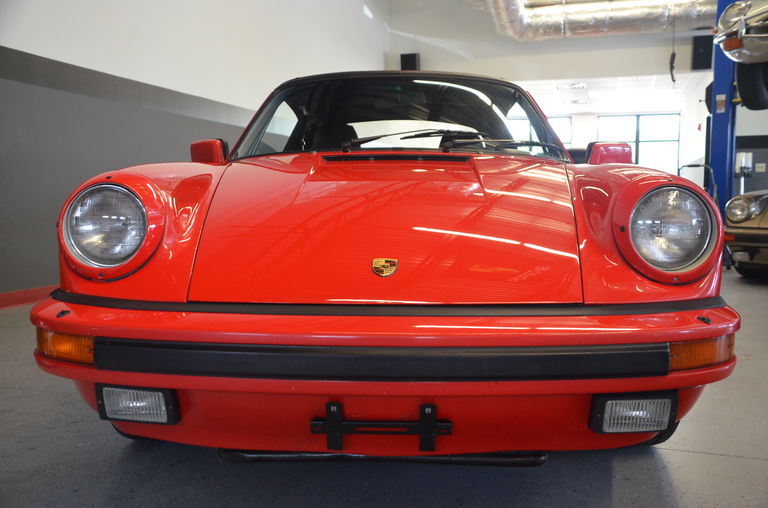 Porsche 911 Carrera (US)