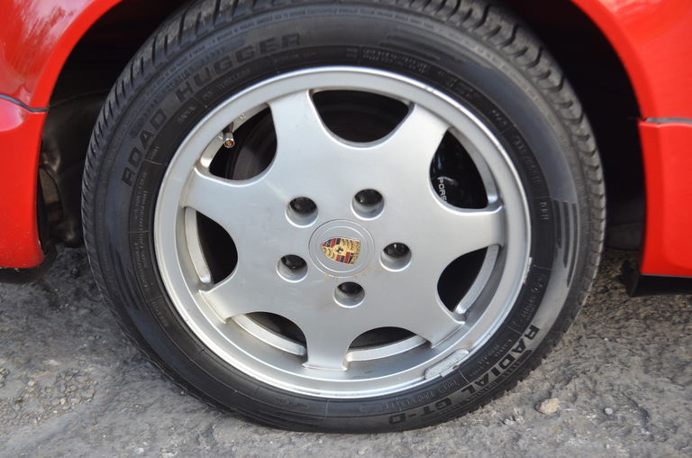 Porsche 911 Carrera 2