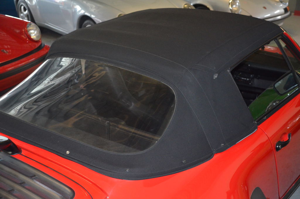 Porsche 911 Carrera (US)