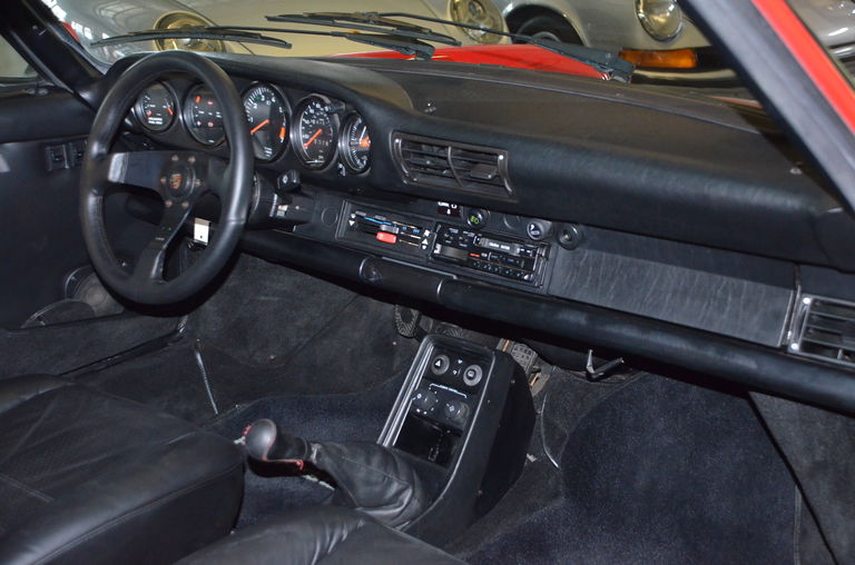 Porsche 911 Carrera (US)