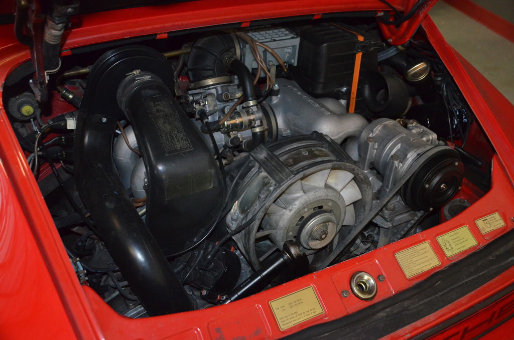 Porsche 911 Carrera (US)