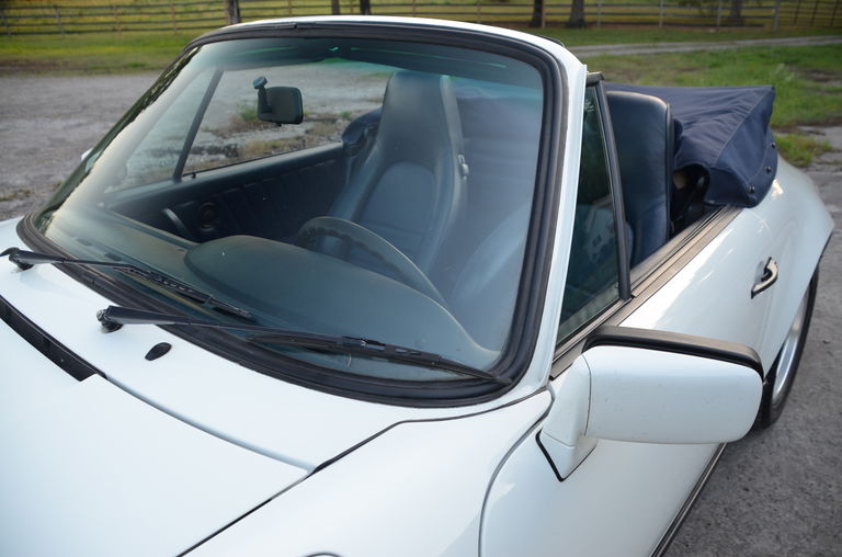 Porsche 911 Carrera (US)