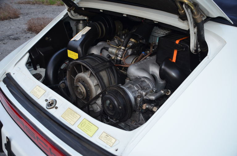 Porsche 911 Carrera (US)