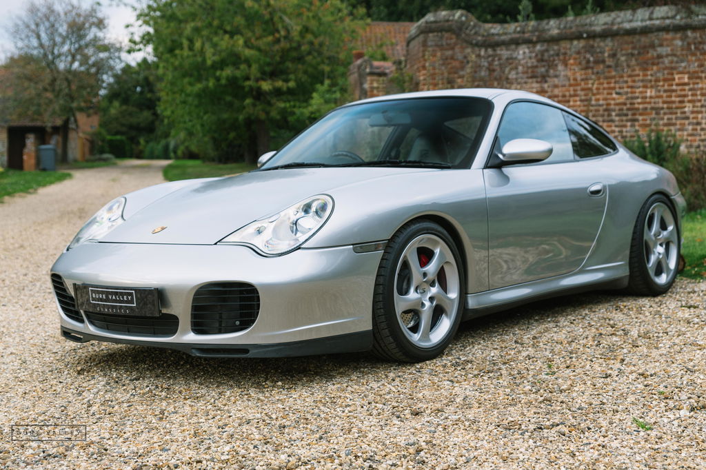 Porsche 911 Carrera 4S