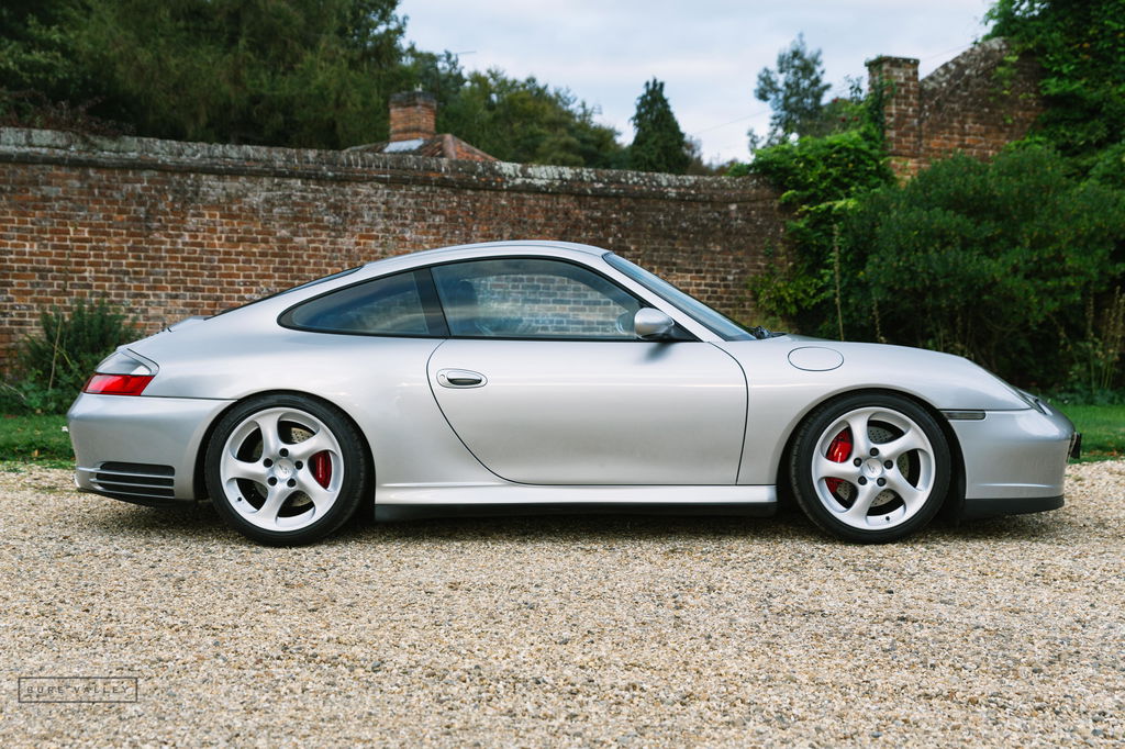 Porsche 911 Carrera 4S