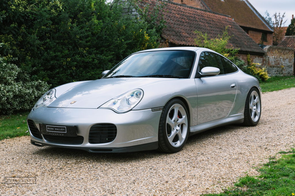 Porsche 911 Carrera 4S