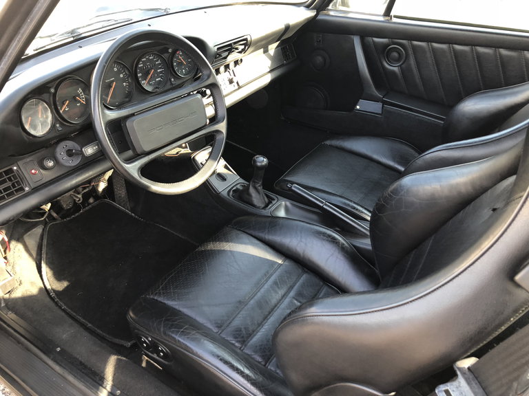 Porsche 911 Carrera 4