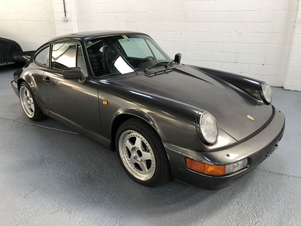 Porsche 911 Carrera 4